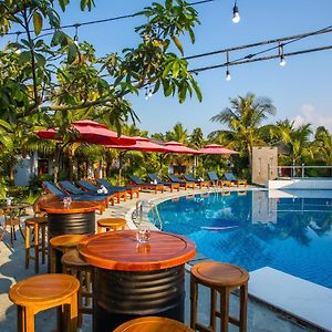 Palm Hill Resort